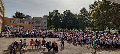 Тържествено откриване на новата учебна година в СУ Никола Войводов 1