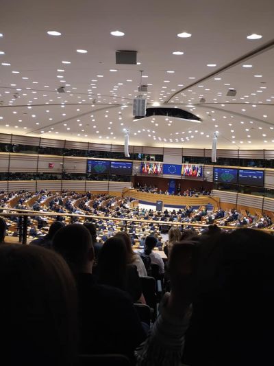 Ученици от СУ Никола Войводов посетиха Европейския парламент в Брюксел 5