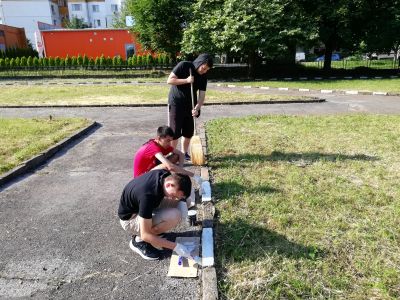Oбновяване на площадката по БДП 8