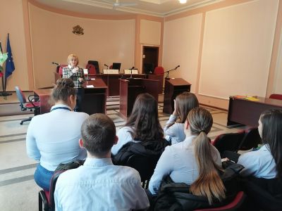Ученици посетиха Окръжен съд-Враца в Деня на отворените врати 2