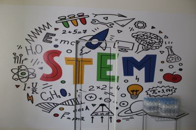 Stem център 6