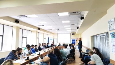 Ученици-европейски посланици участваха в дебат. 2