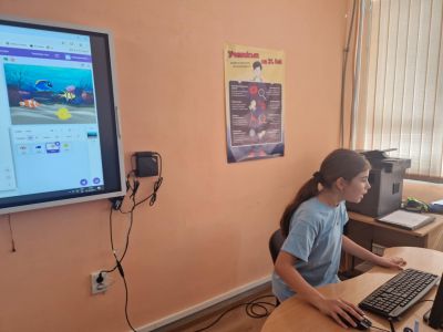 Големите учат малките на Скрач 2