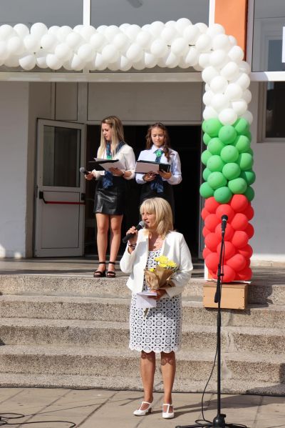 1 - СУ Никола Войводов - Враца